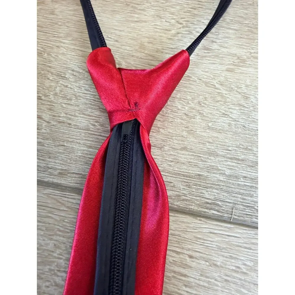 Vibrant Red Adjustable Zippered Tie - Easy & Stylish!
